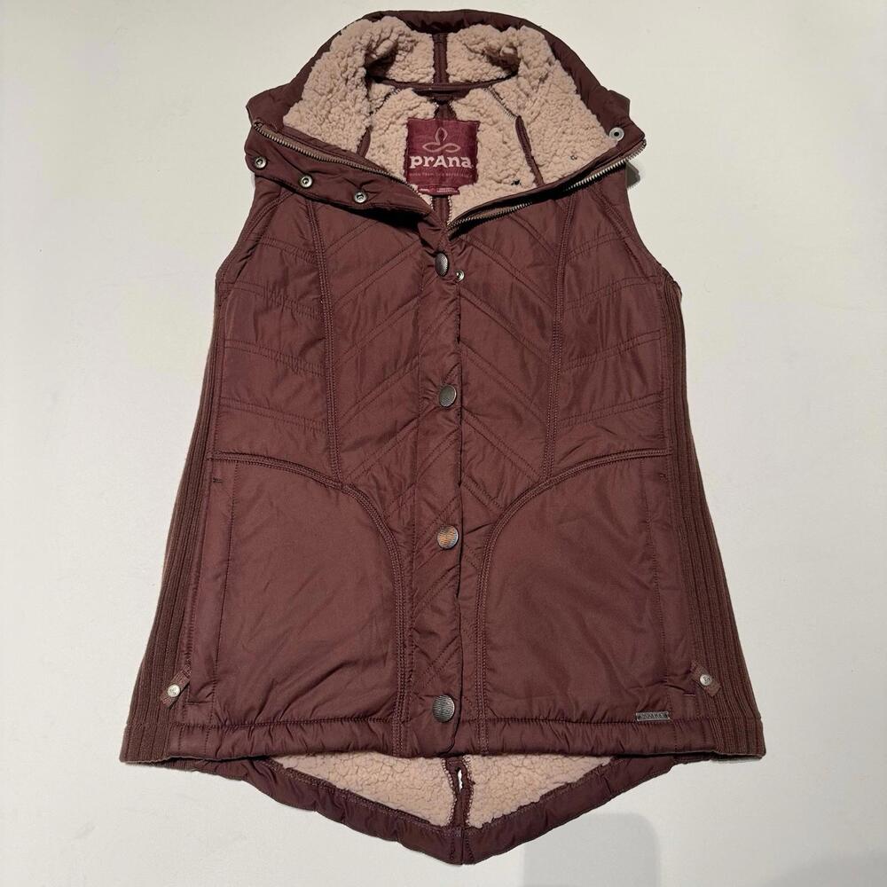 prAna Winter Diva Fluffy Vest Side Zip Pockets Women’s Size Small Purple